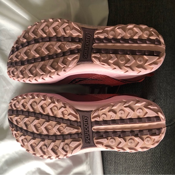 Women’s Saucony Mad River Trail Running Shoes - Picture 4 of 4